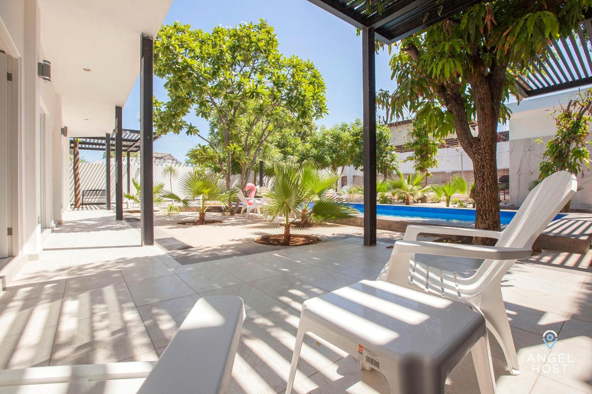 Cozy Stay With Pool Bbq Steps From Hotspots Ла Пас Екстериор снимка